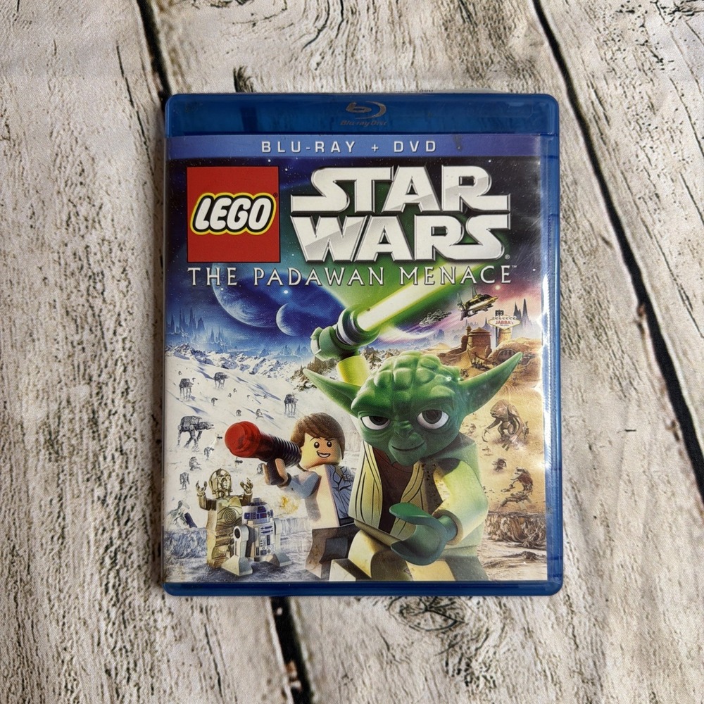 LEGO Star Wars: The Padawan Menace Blu-ray & Standard DVD Combo Pack